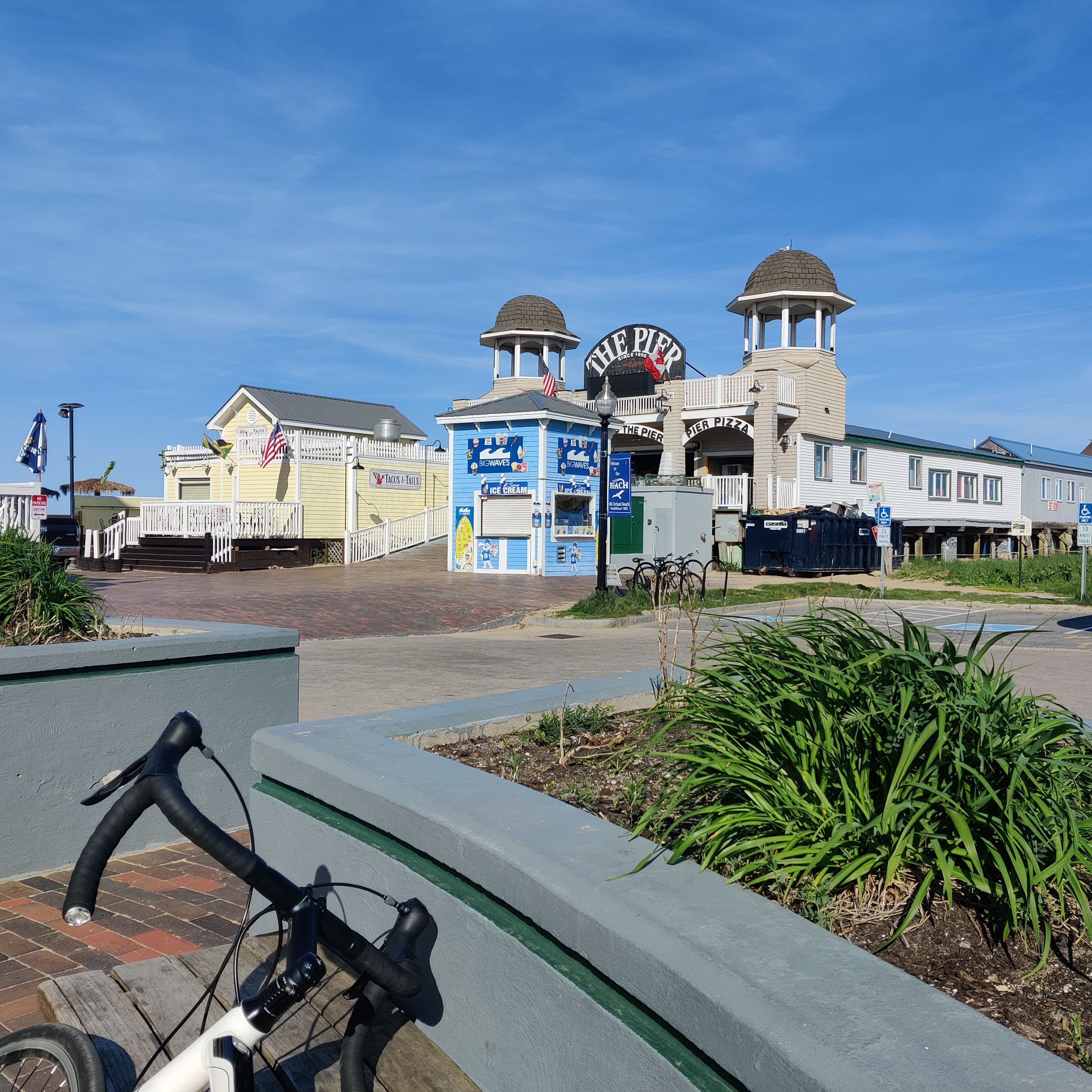 the tourist trap pier. i've never actually been on it haha